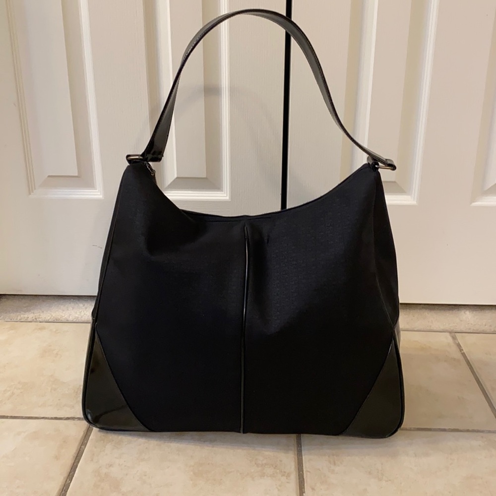 DKNY large tip-zip bag